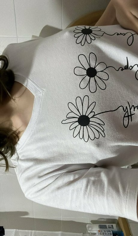 Naken läckt OnlyFans-bild av Imgardenia