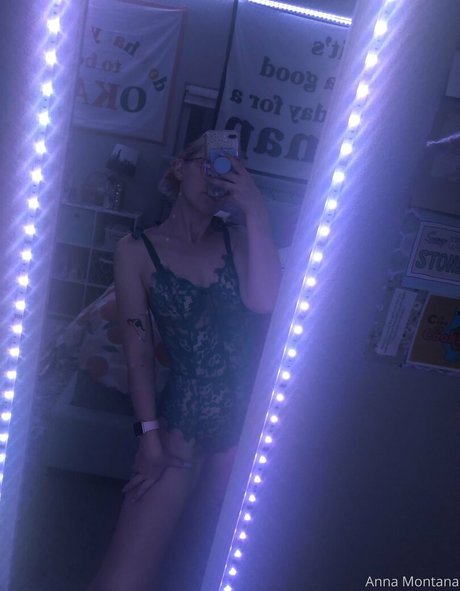 Nahá fotka uniklých OnlyFans od Anna1001